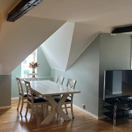 Loftsleilighet I Gagate Διαμέρισμα Σίεν